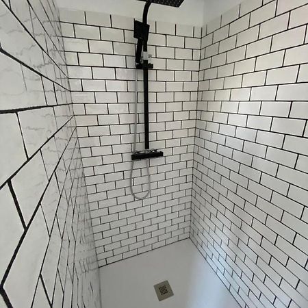 Ferienwohnung Duplex Proche Gare Vue Tour Perret Avec Parking Gratuit Amiens Exterior foto