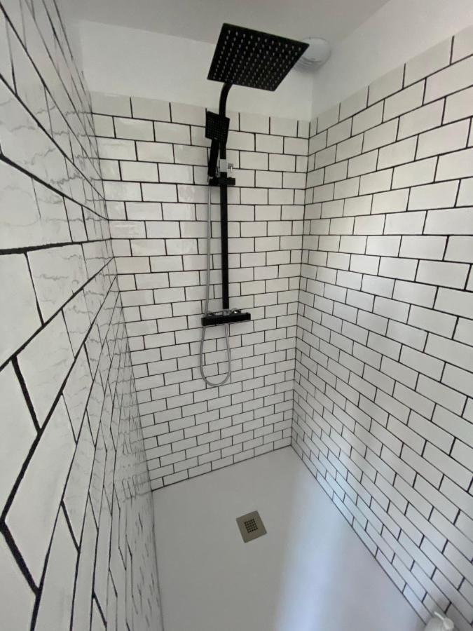 Ferienwohnung Duplex Proche Gare Vue Tour Perret Avec Parking Gratuit Amiens Exterior foto
