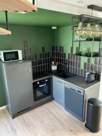 Ferienwohnung Duplex Proche Gare Vue Tour Perret Avec Parking Gratuit Amiens Exterior foto